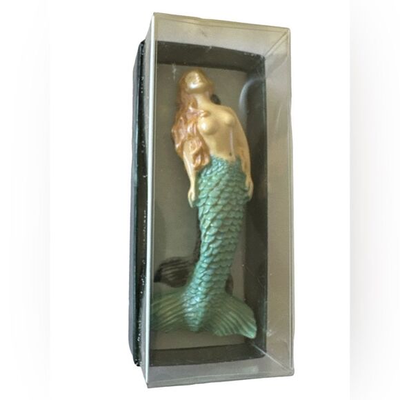 Vintage new in box C.A. Daniel’s -Cintika collectible enameled mermaid razor - Picture 4 of 4